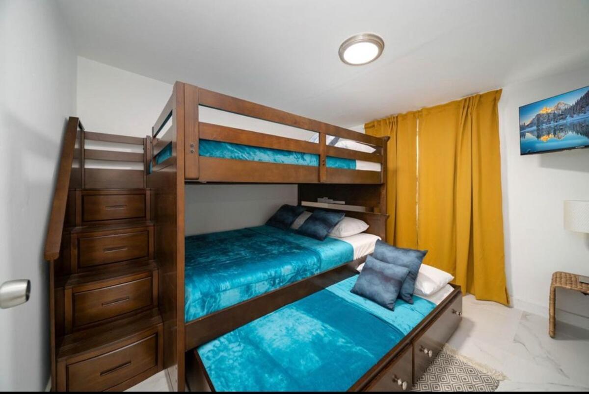 Сasa de vacaciones House In The Heart Of