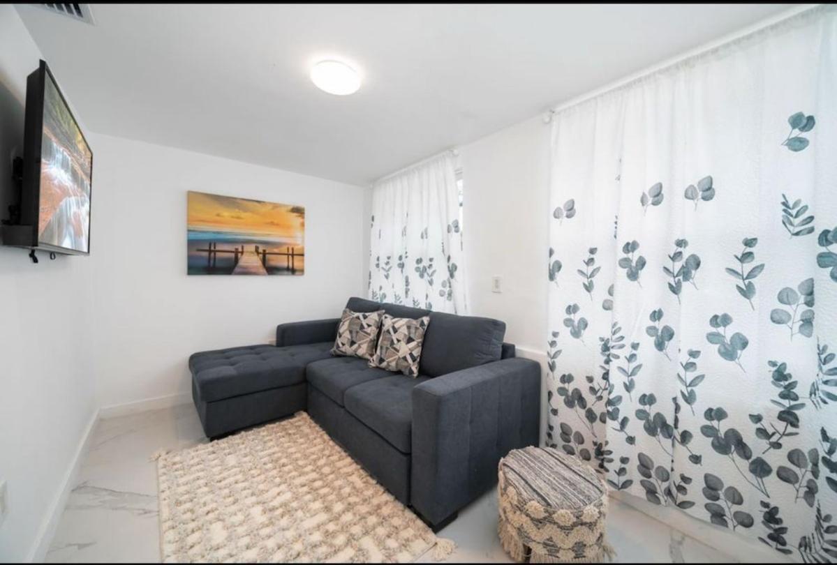 Сasa de vacaciones House In The Heart Of Miami